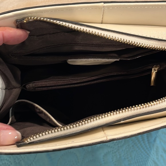 Eastide leather handbag with removable scarf - Picture 5 of 12